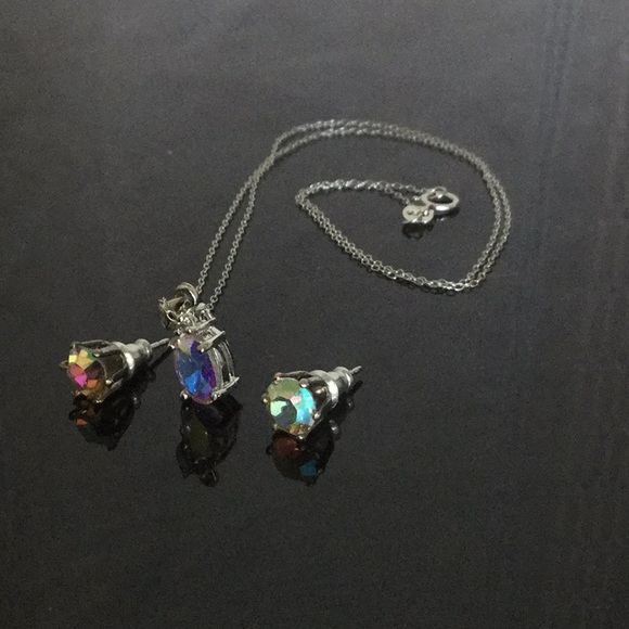 18”.925 SSNecklace Swarovski Oval Crystal&Earrings - Picture 5 of 7